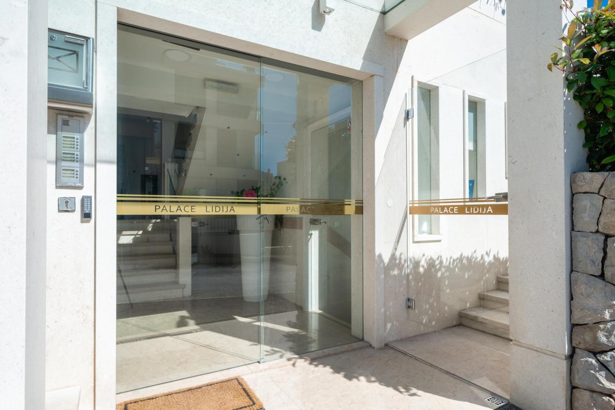 Apartment Palace Lidija Split